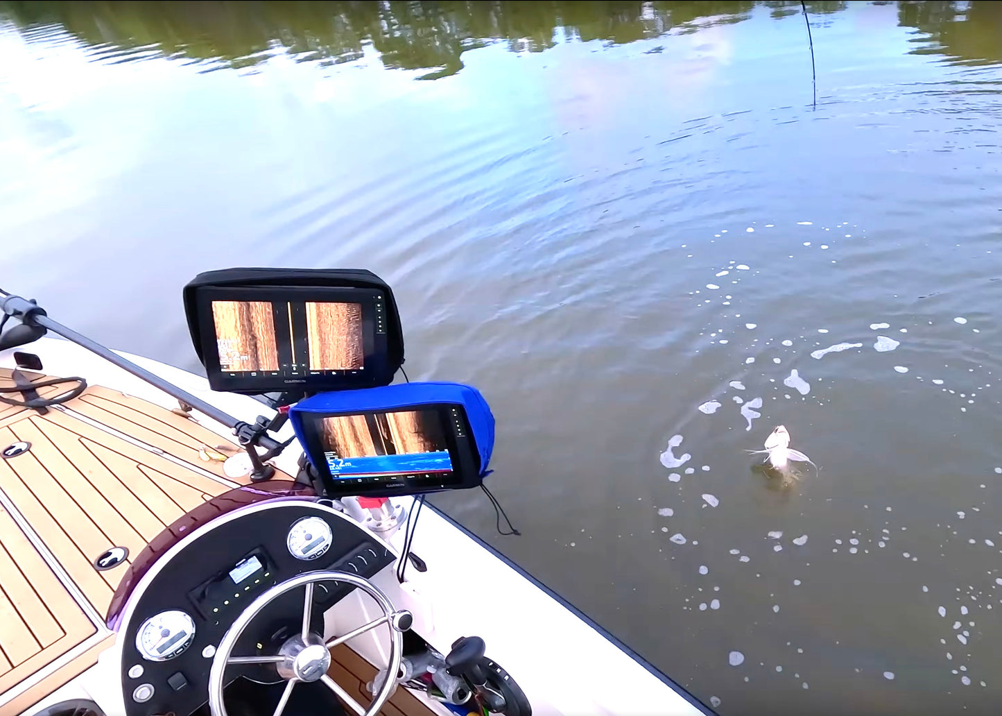 Sounder Cover - Garmin Echomap 105sv